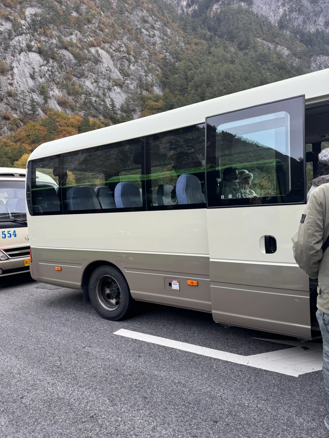 九寨沟最伟大的设施就是它！VIP观光车