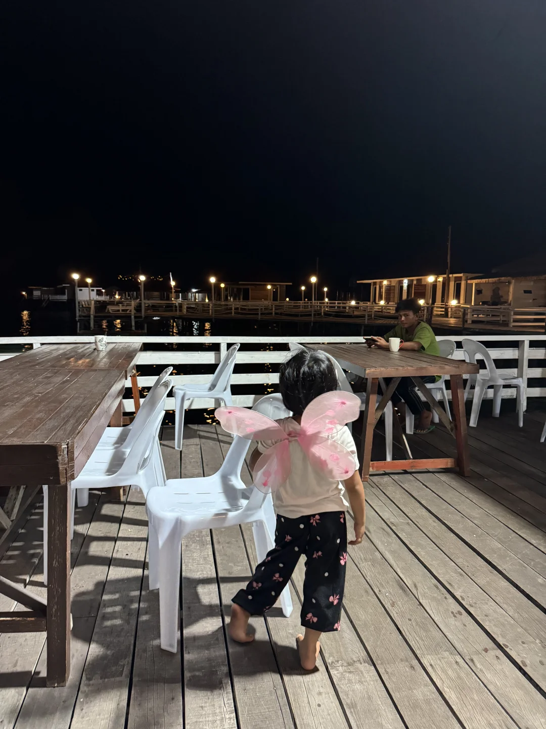 才知道，原来出去旅游会遭人嫉妒