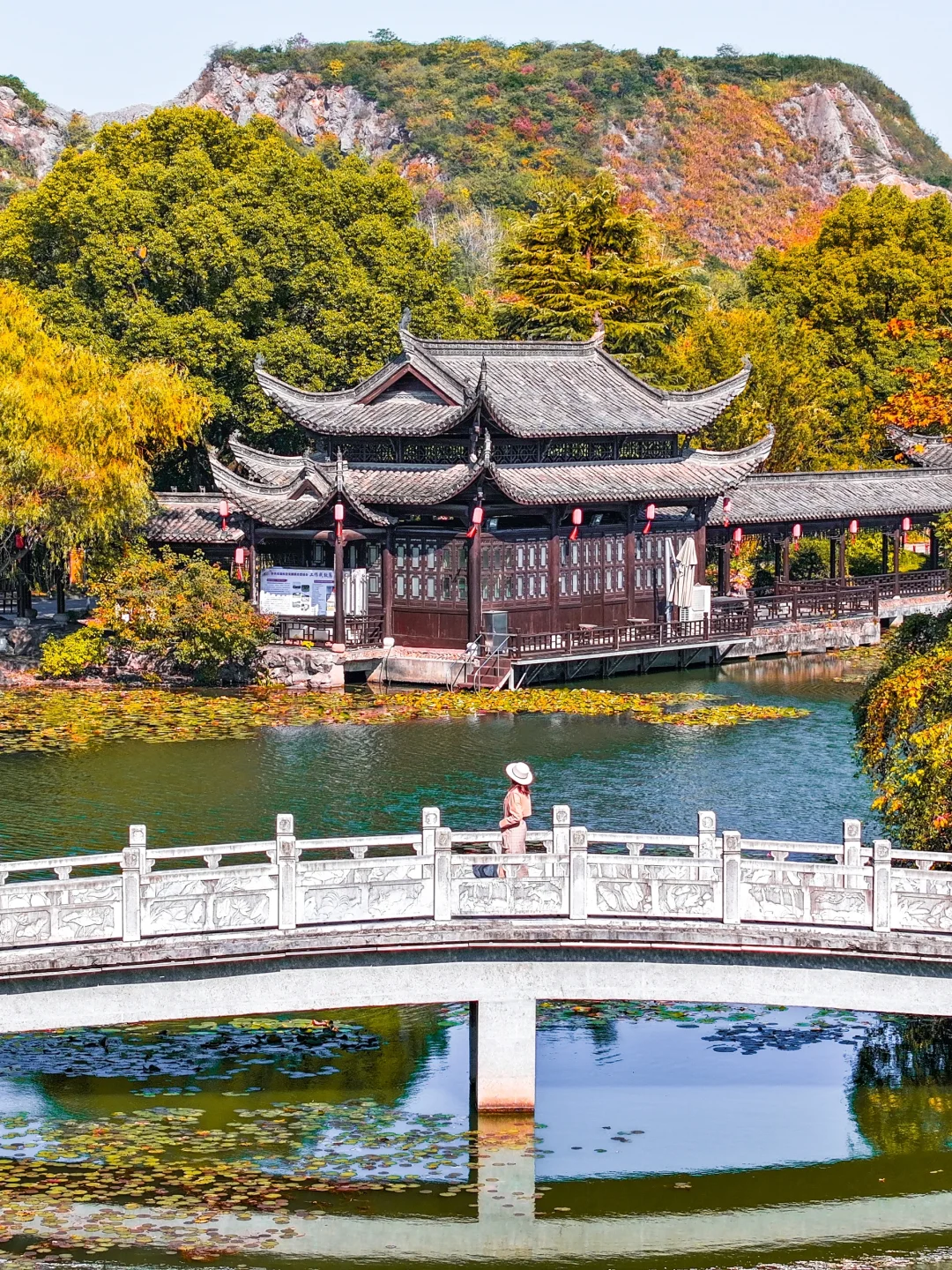 皖南的🍁枫叶已红!这个小镇的秋色美翻了‼️