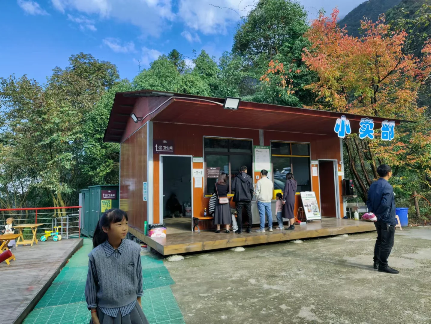 成都出发1.5h，邂逅绝美云端山顶，无滤镜