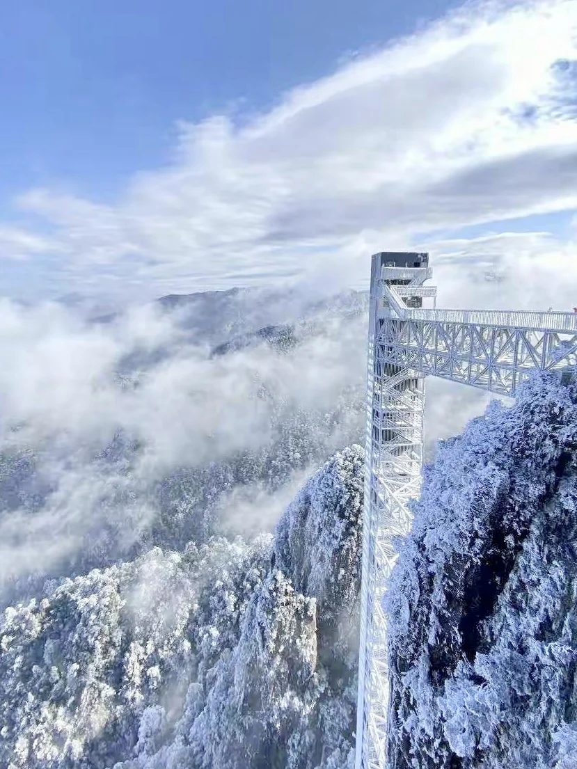 广深高铁2h直达!省时省钱的电梯雪山:郴州