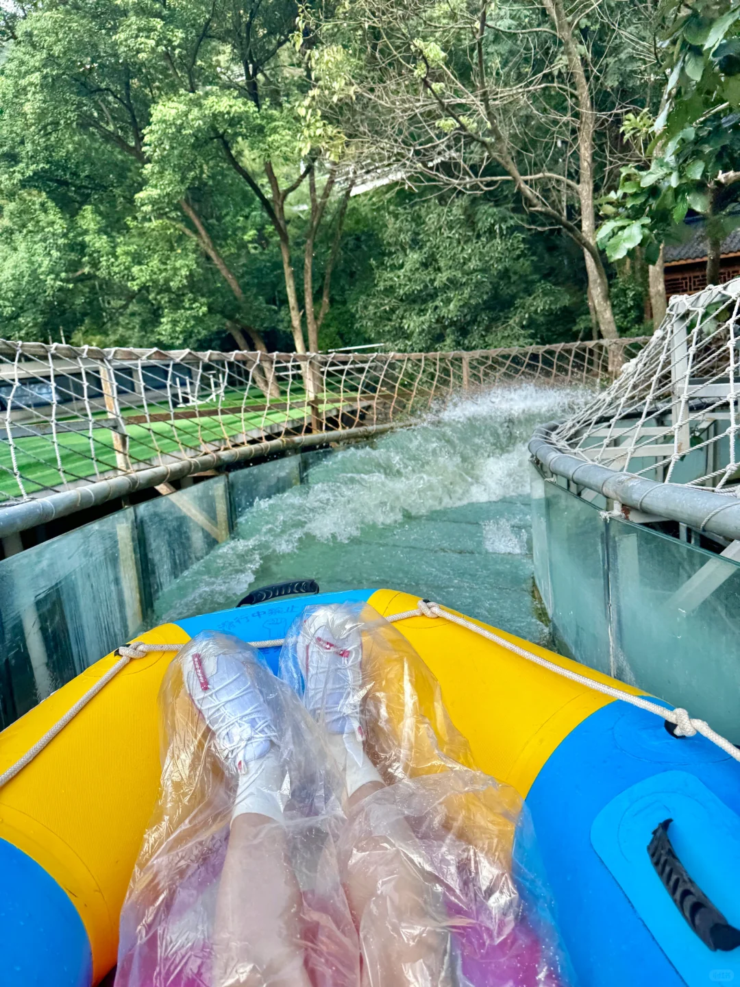 第一次在山间里坐真人QQ飞车太刺激了‼️