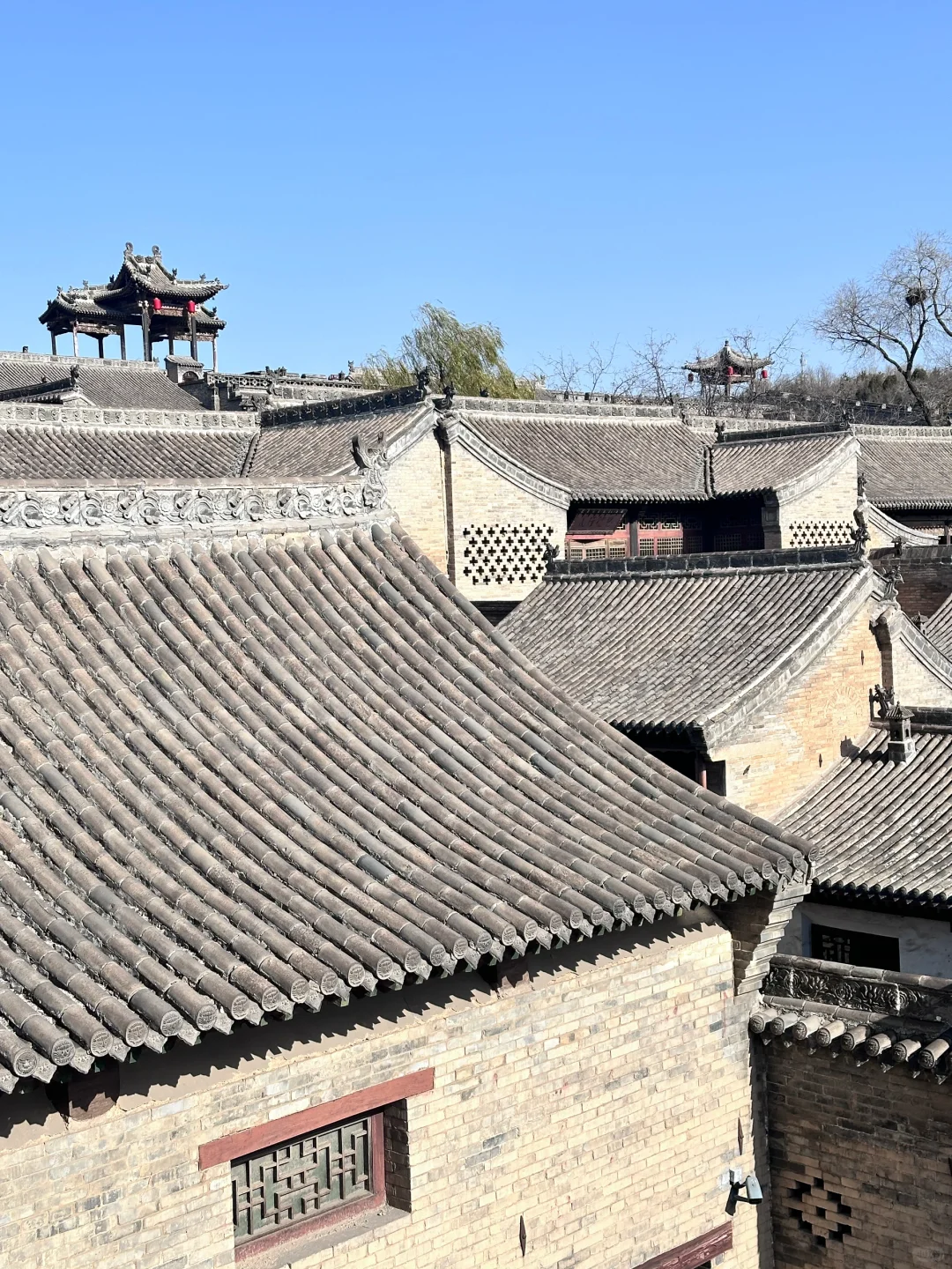 太原周边冬日必打卡:王家大院、石膏山、红崖