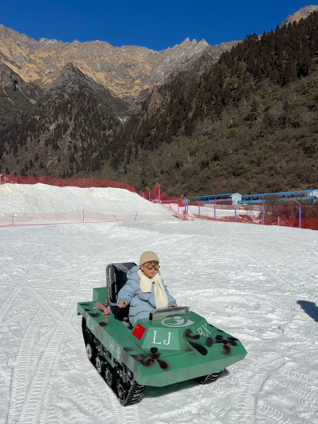 成都2.5h｜森林🌲雪山🏔️小众玩雪地❄️