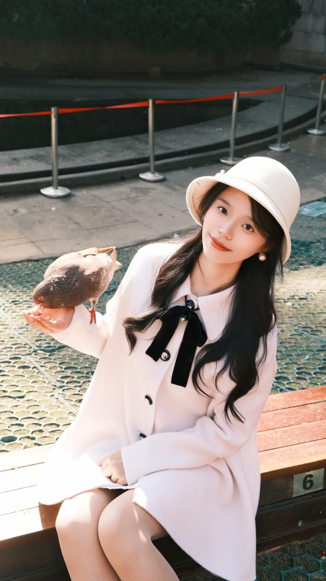 当我穿上很多人说精致土的卓雅去南京音乐台