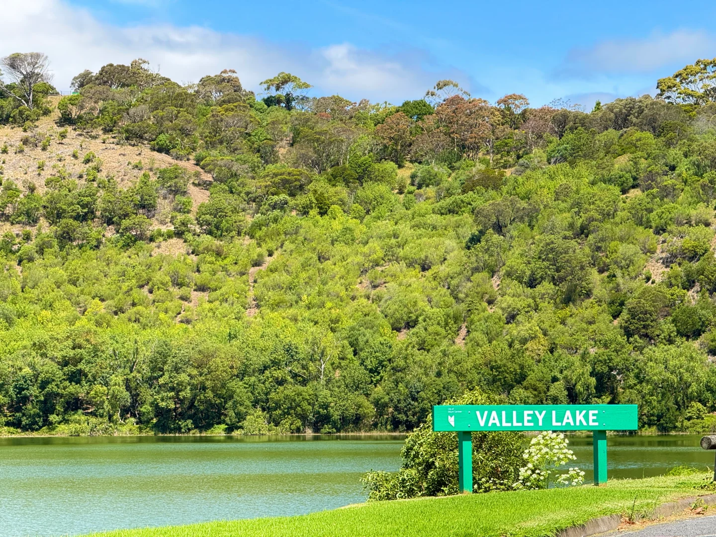 💥墨尔本｜维州周边超绝🤩洞穴花园⛲️蓝湖💦