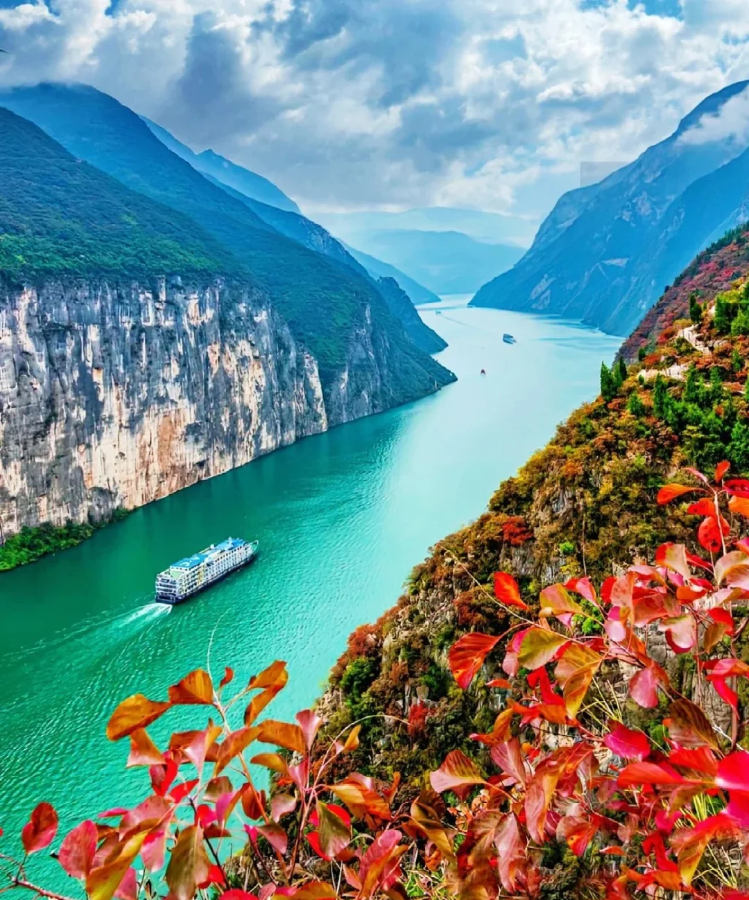 秋天太美了！三峡之巅赏红叶超全攻略