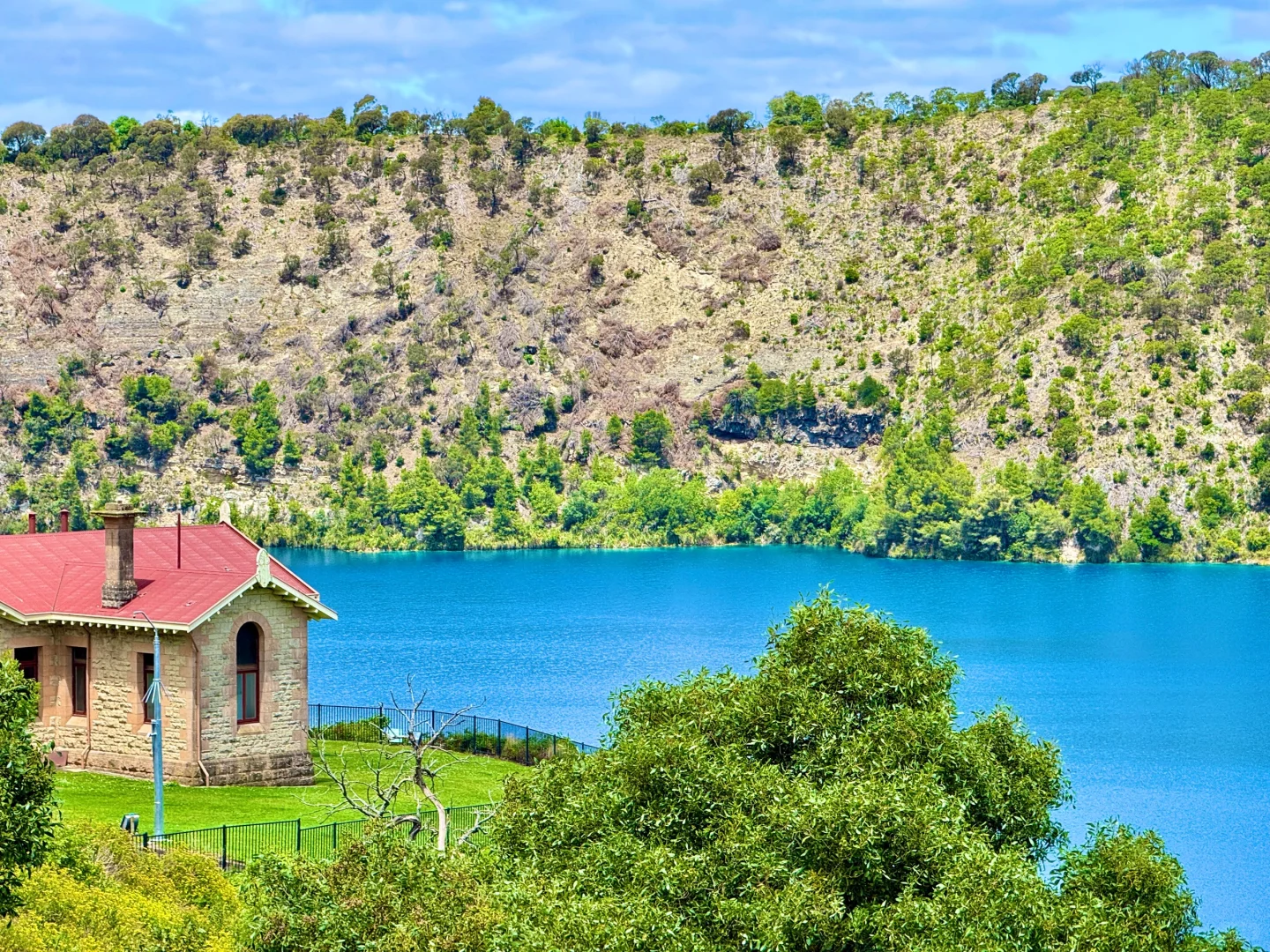 💥墨尔本｜维州周边超绝🤩洞穴花园⛲️蓝湖💦