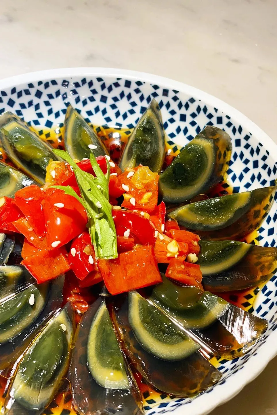 叫爸妈不要在家“秋”腊肉啦!出去耍~