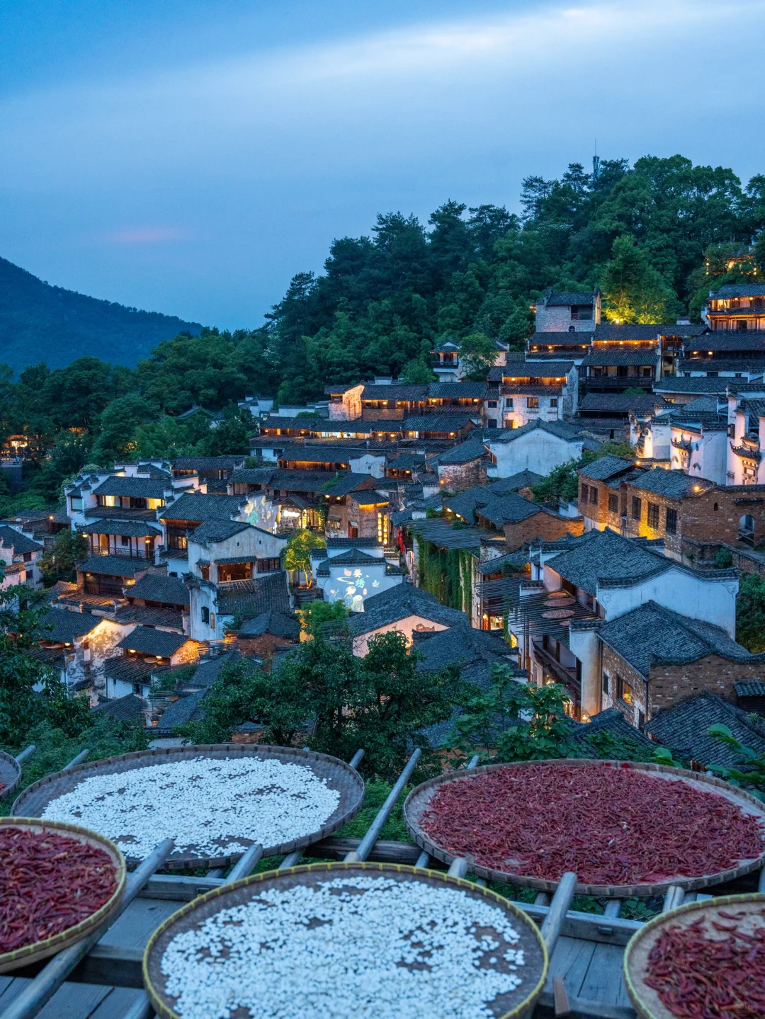 被《国家地理》评为中国最美古村，夏天有多绝