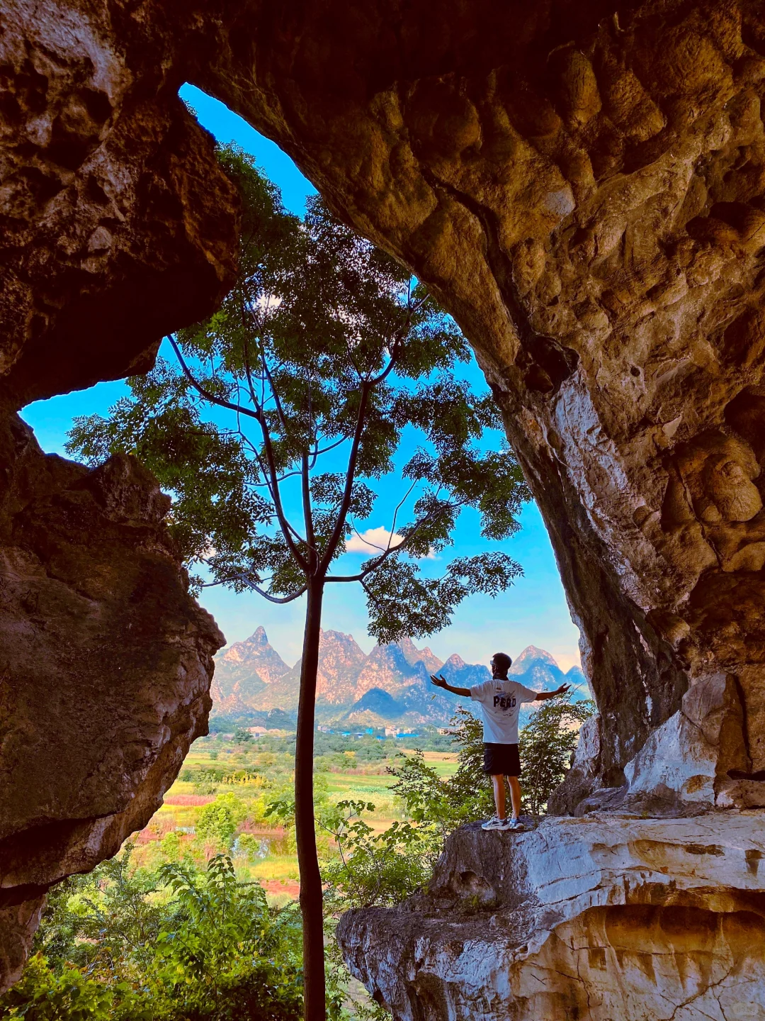 我出不了桂林，你爬一座山再走吧🌲