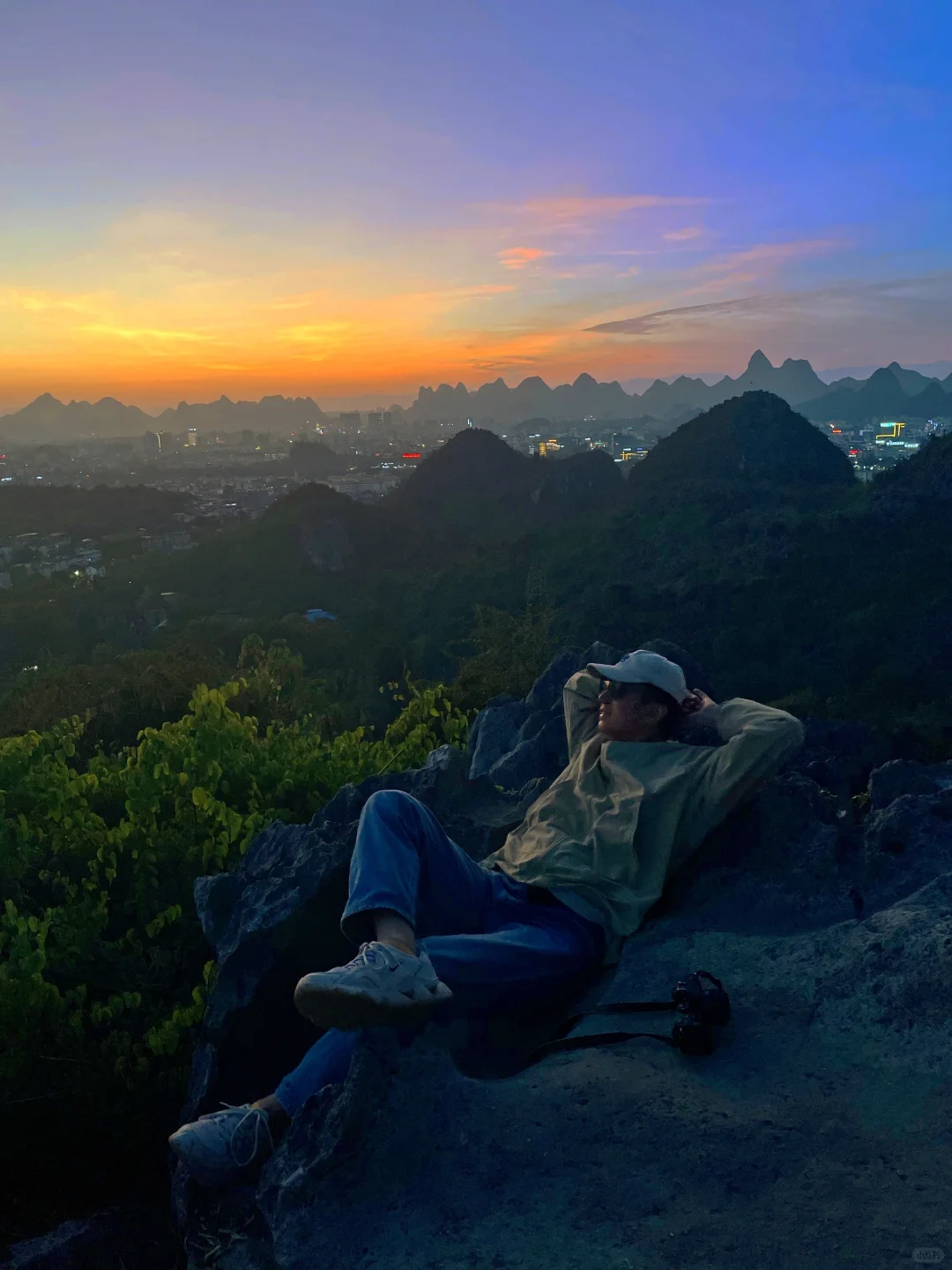 我出不了桂林，你爬一座山再走吧🌲