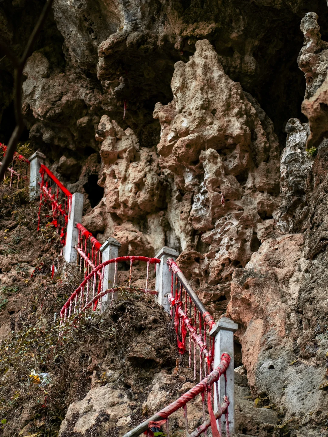 贵州怎么不宣传这里啊⁉️深山中的明代飞云崖