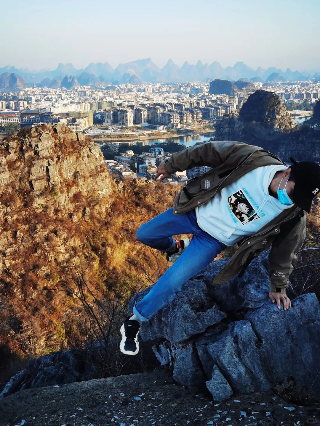 我出不了桂林，你爬一座山再走吧🌲