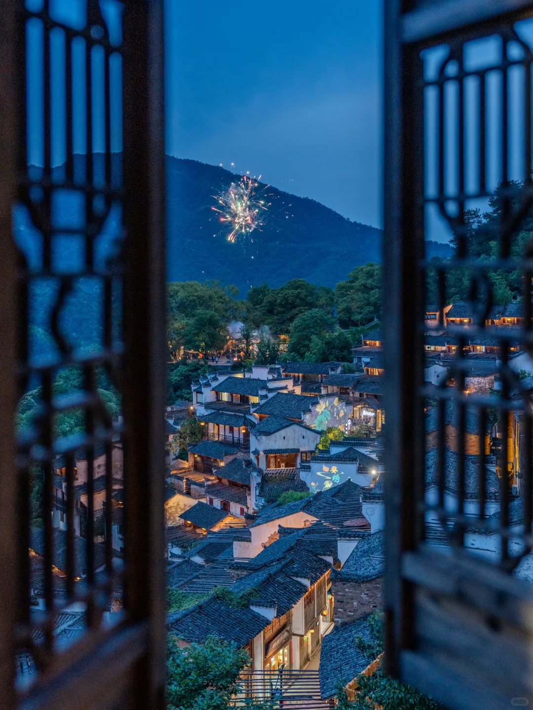 被《国家地理》评为中国最美古村，夏天有多绝