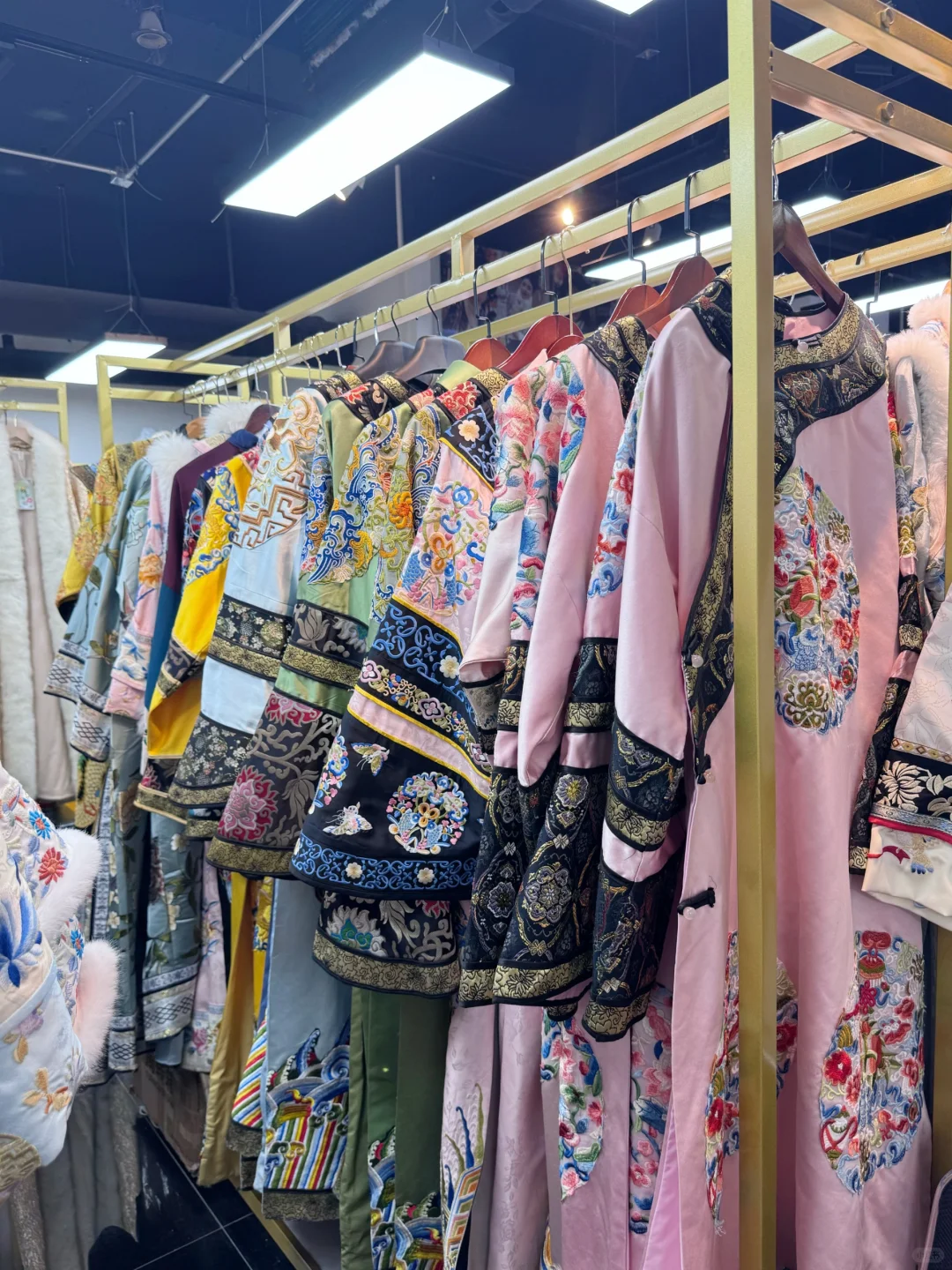 我199在北京做的格格妆型，还被问了一路…