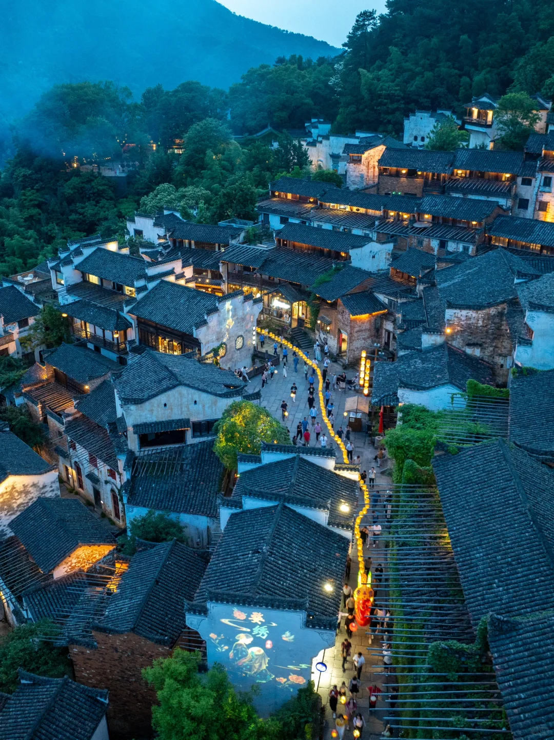 被《国家地理》评为中国最美古村，夏天有多绝