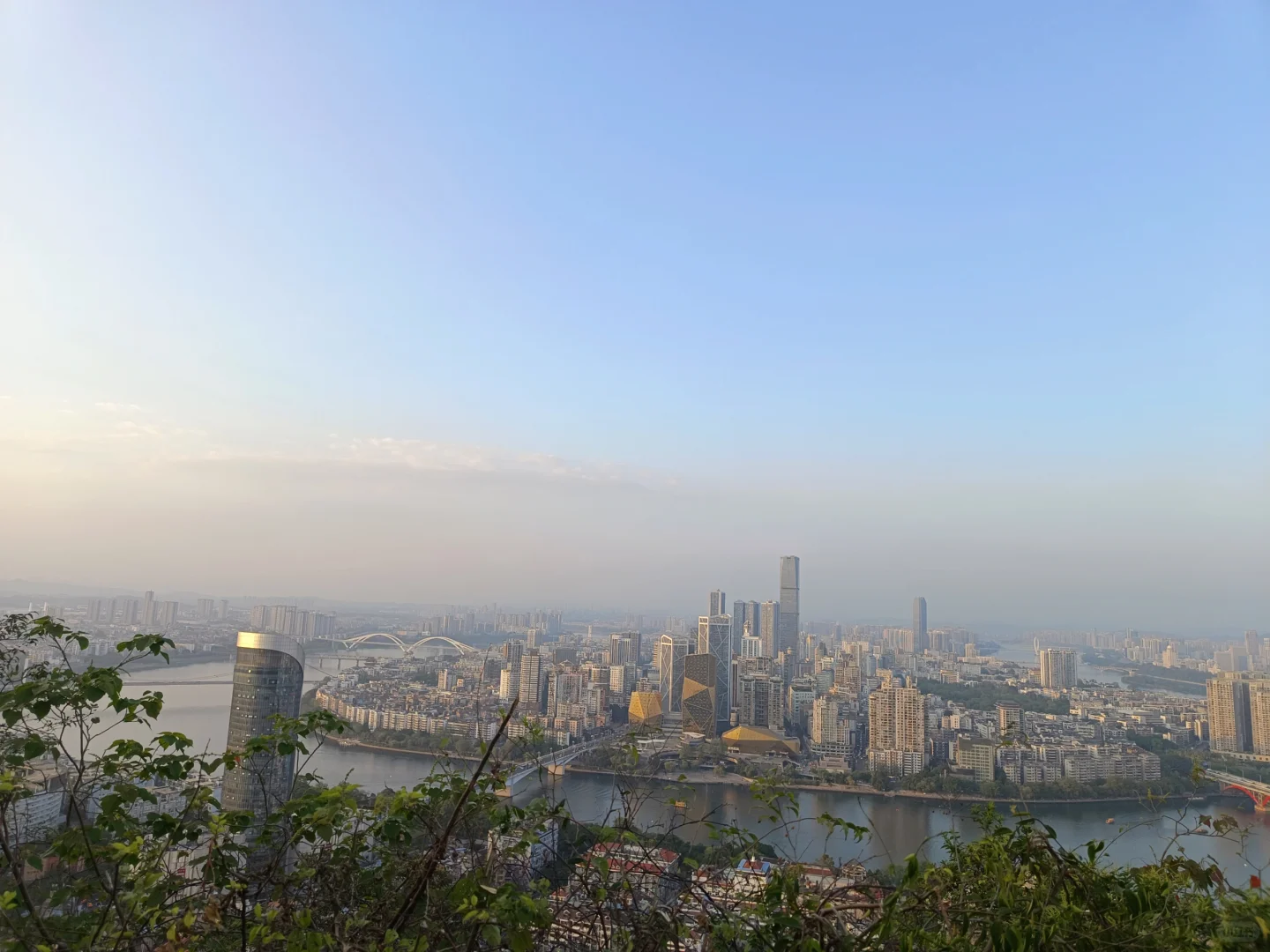 大学生穷游柳州|实用旅游攻略码住😍