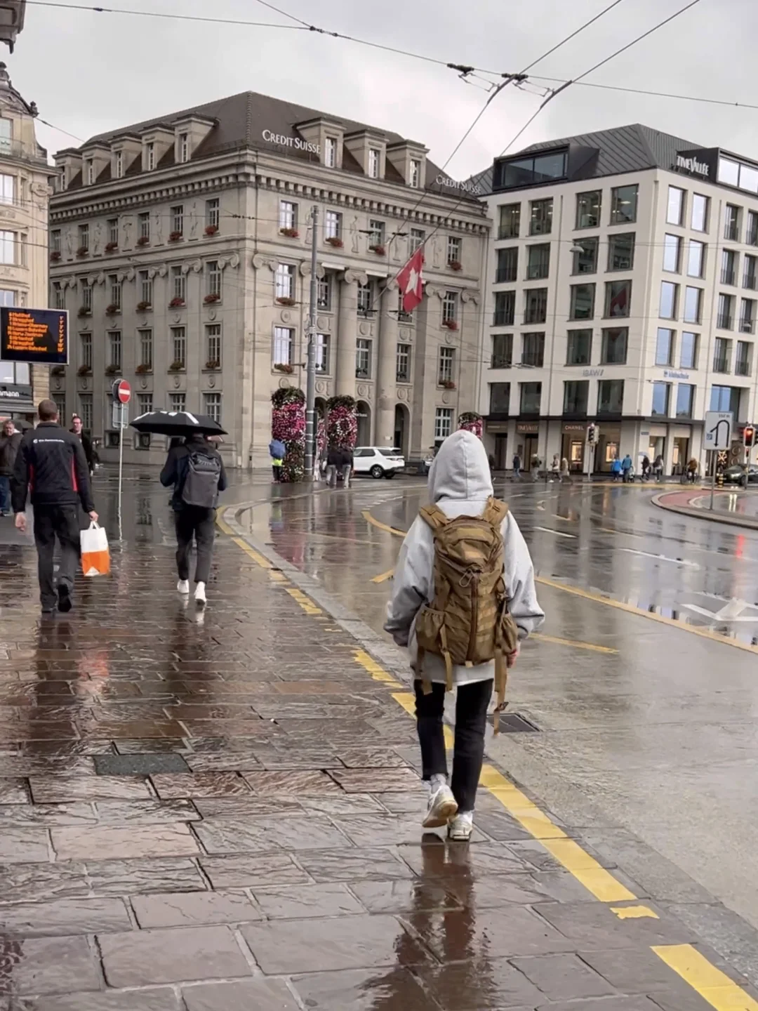 我发现爱旅行的女生，都自强而独立