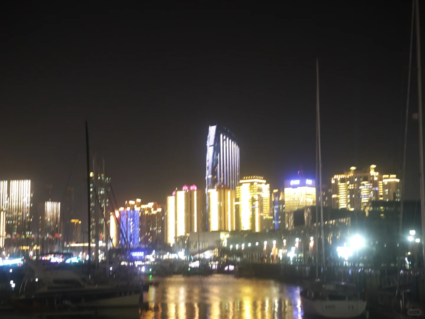 青岛海滨梦幻之旅:奥帆中心 & 五四广场 &