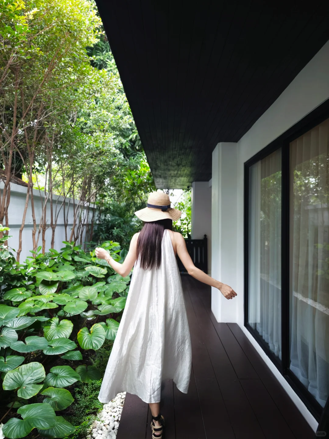 旅行是一场短暂的逃离