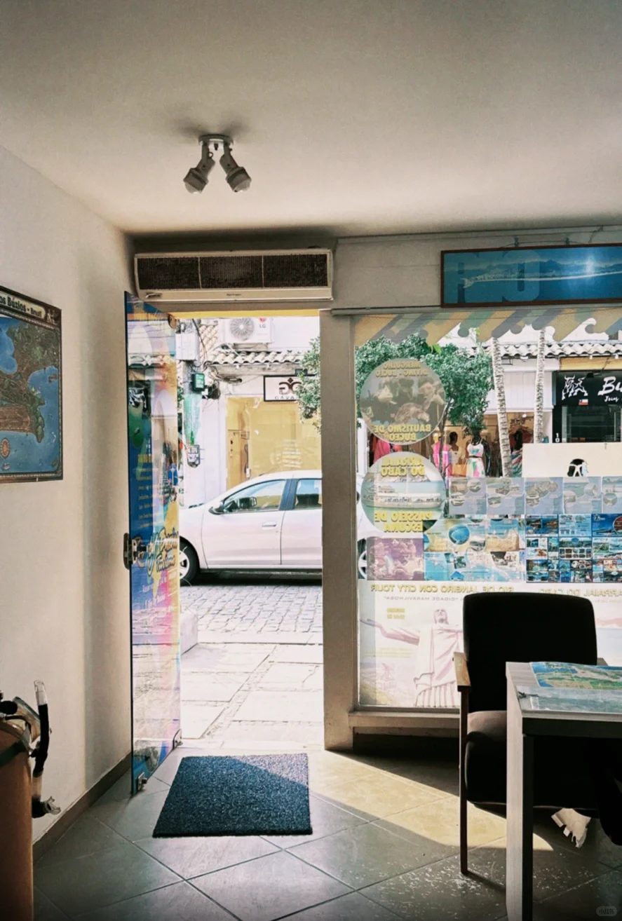 人生下来就是光着的！🇧🇷