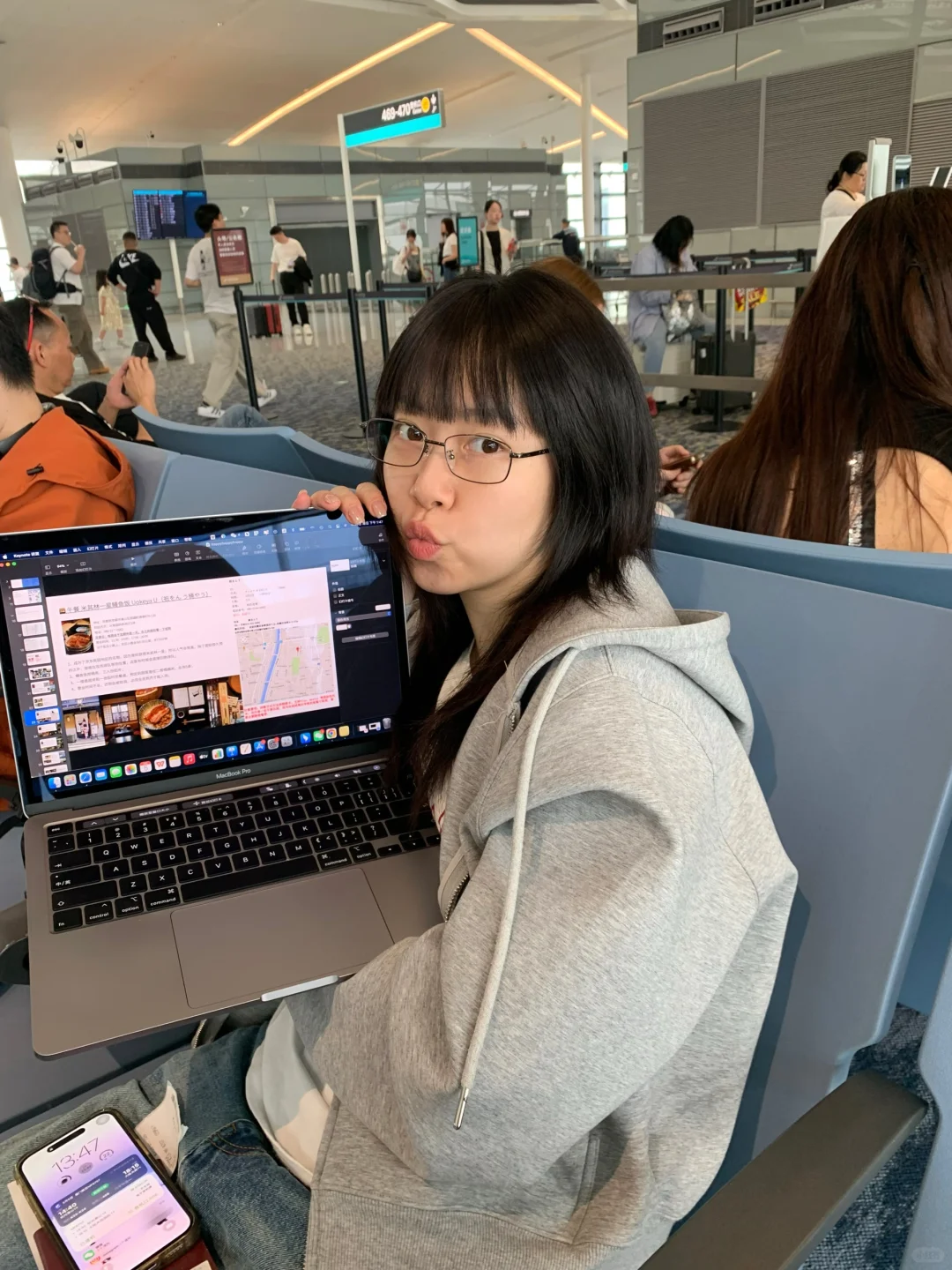 J人出游｜也就做了75页的PPT吧