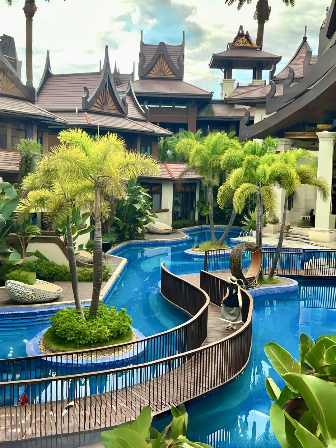 芒市！！度假酒店！！太city了！！