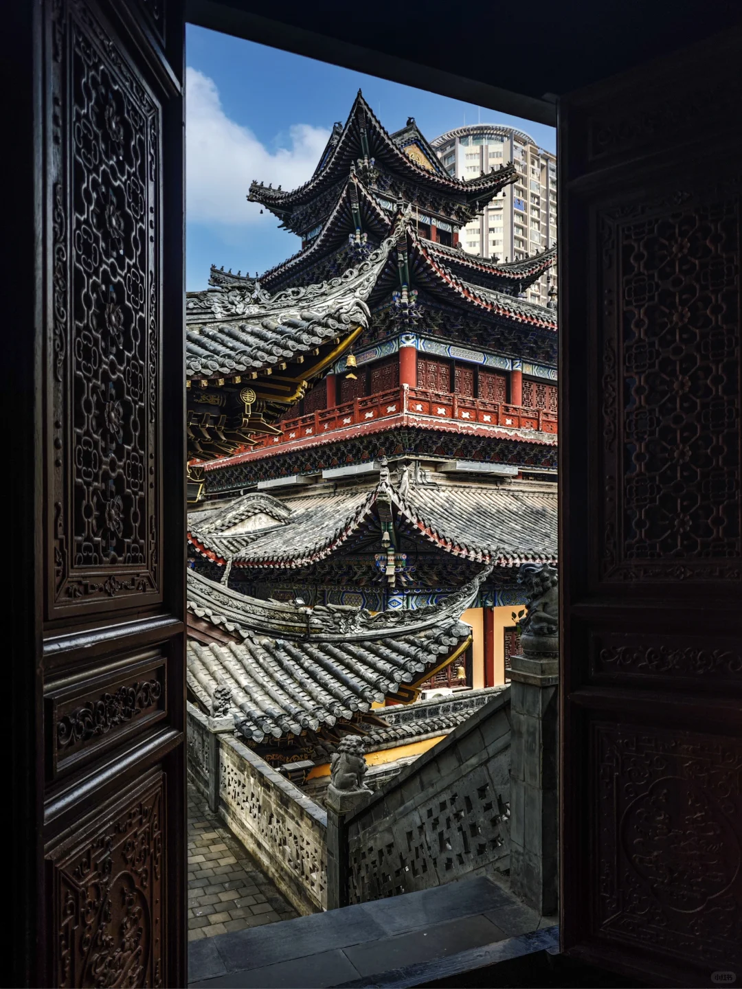 看一次震撼一次！来重庆绝对不能错过的寺庙