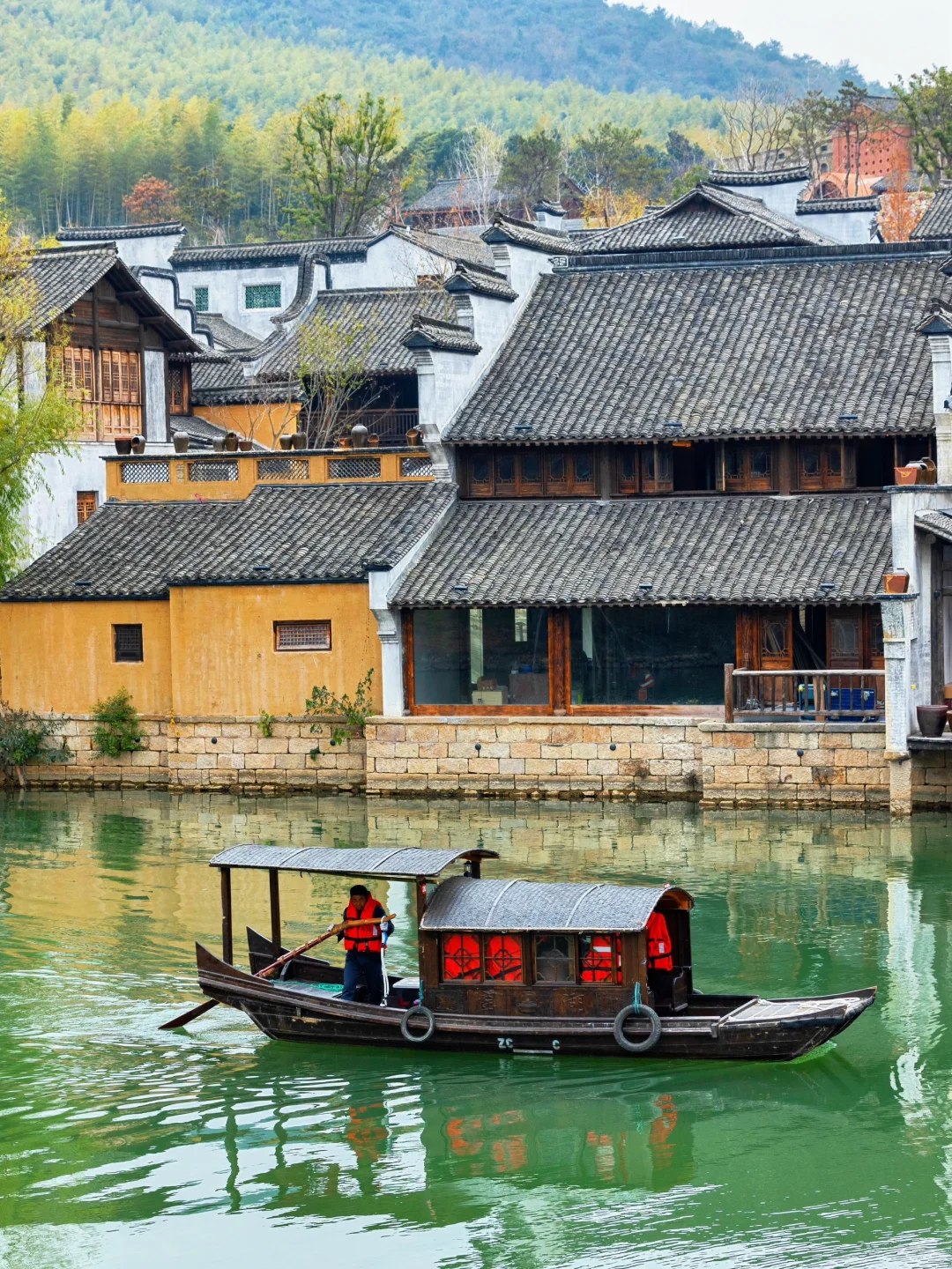 南京35分钟直达｜发朋友圈问爆了 烟花美哭