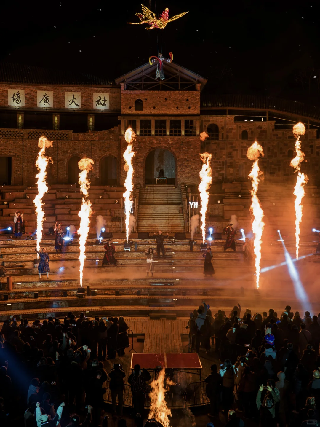 南京35分钟直达｜发朋友圈问爆了 烟花美哭