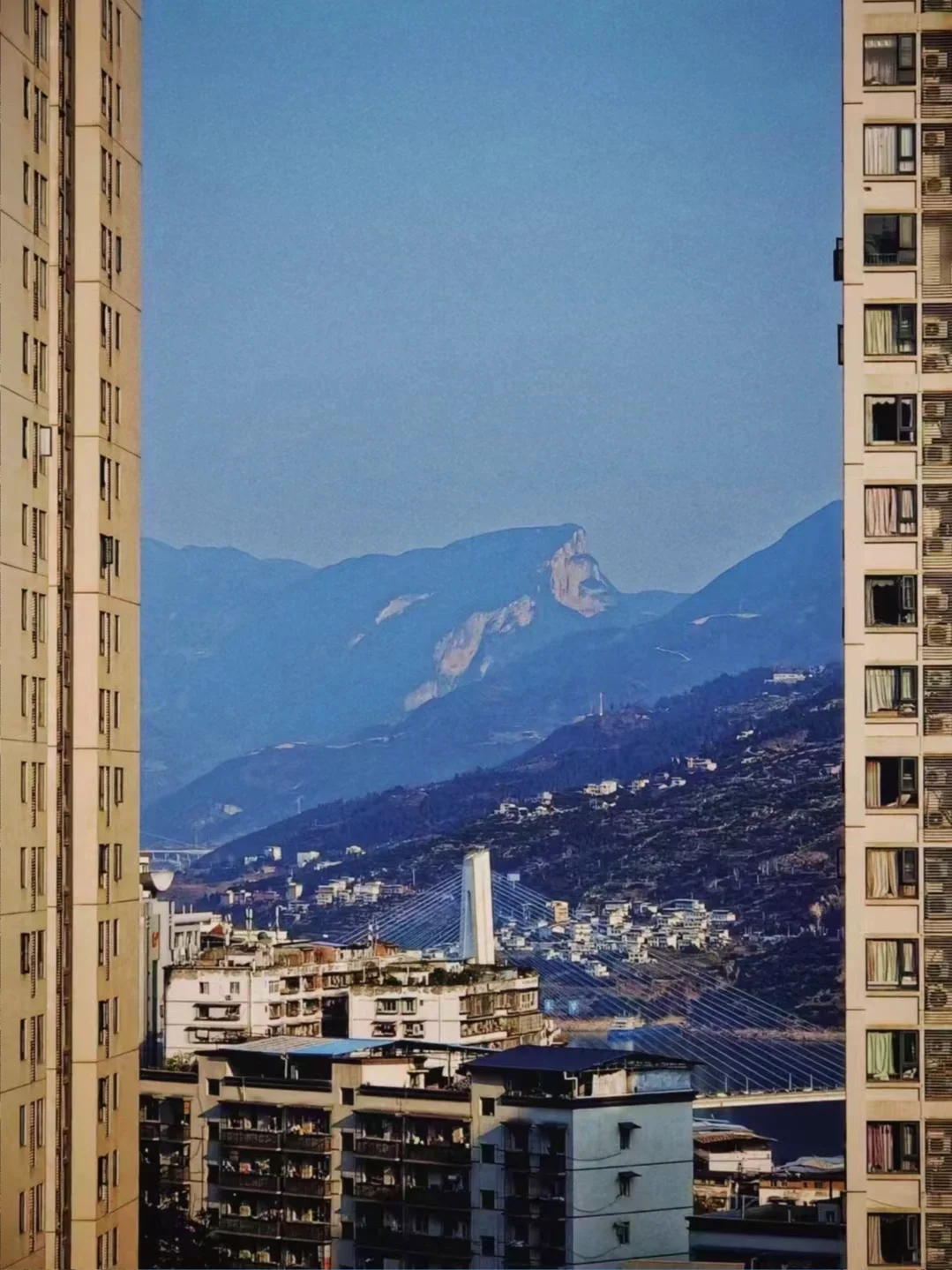 重庆旅游攻略📍洪崖洞旅行·雾都山城路线❗️