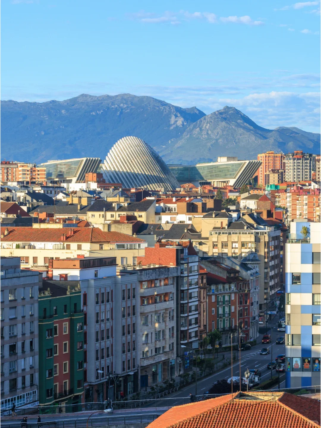 西班牙跟团游才是上上之选❗️安全系数高