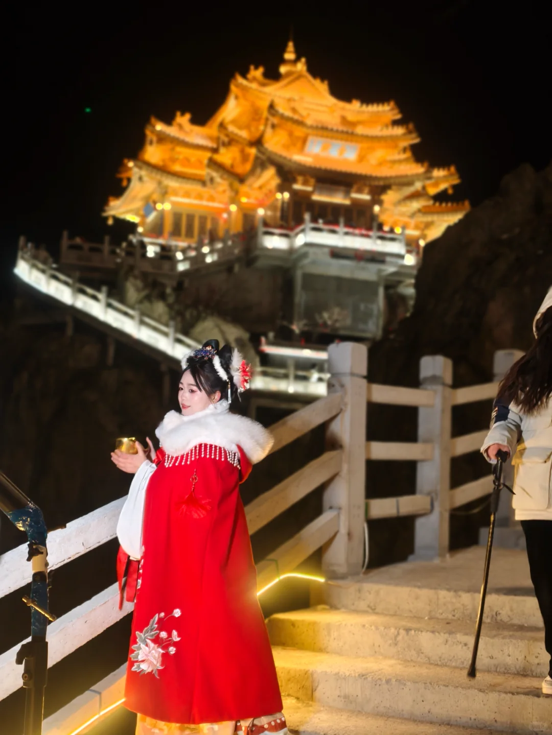 唯一不让外国人进入的老君山❗️开灯超惊艳