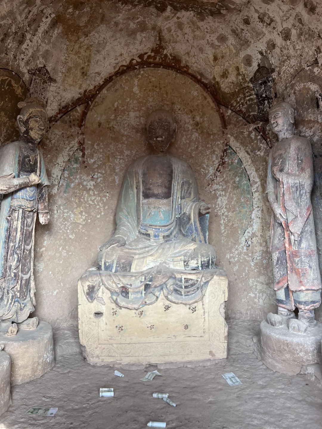 淡季出游｜0元看麦积山石窟真的太值了！