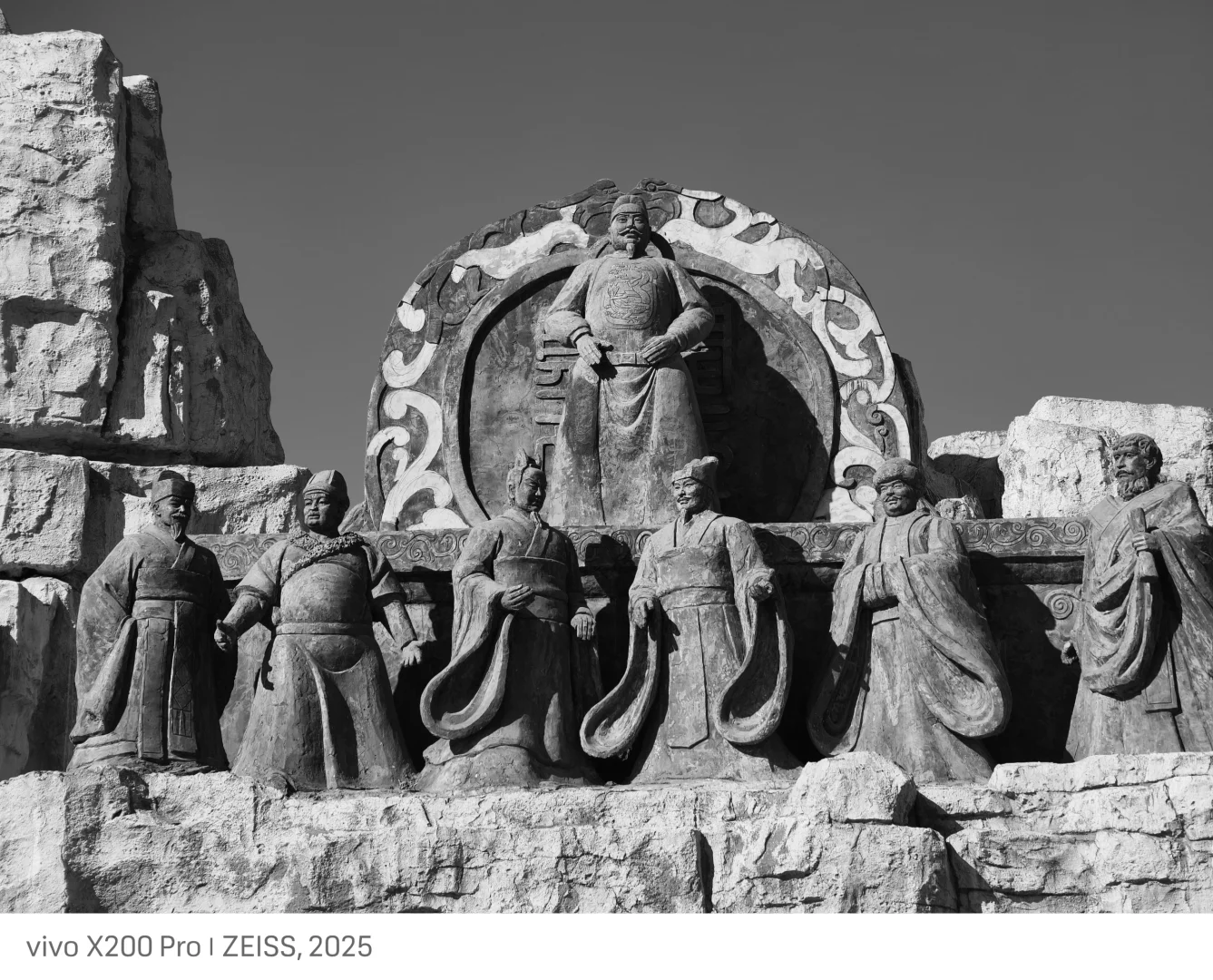 洛阳不愧是大城市，荒废景区都这么高端