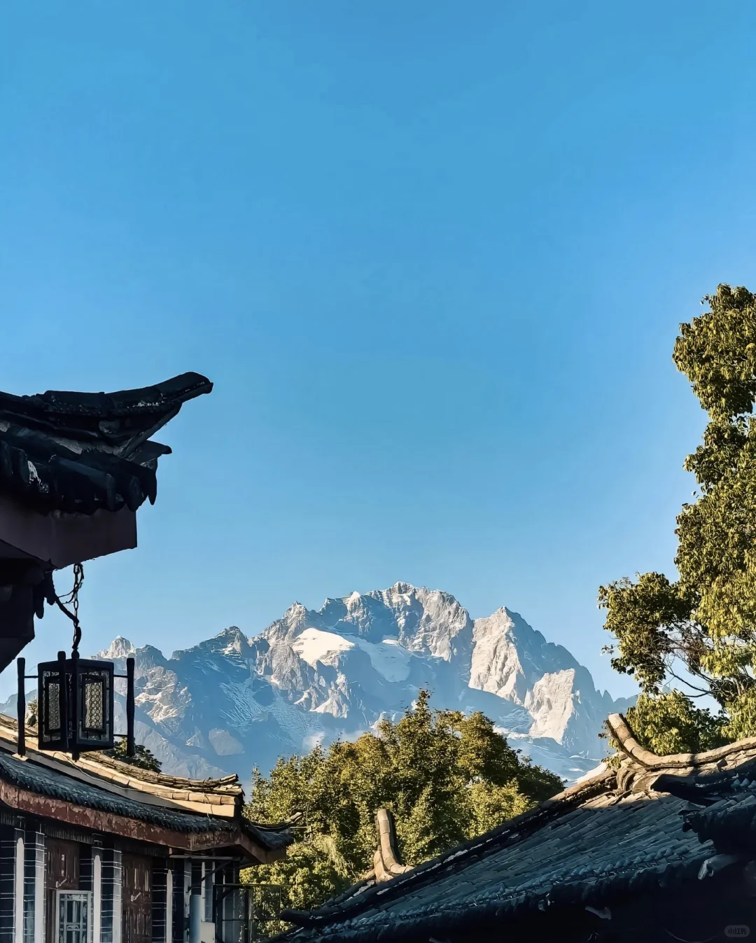 住在风景里，抬头就是山