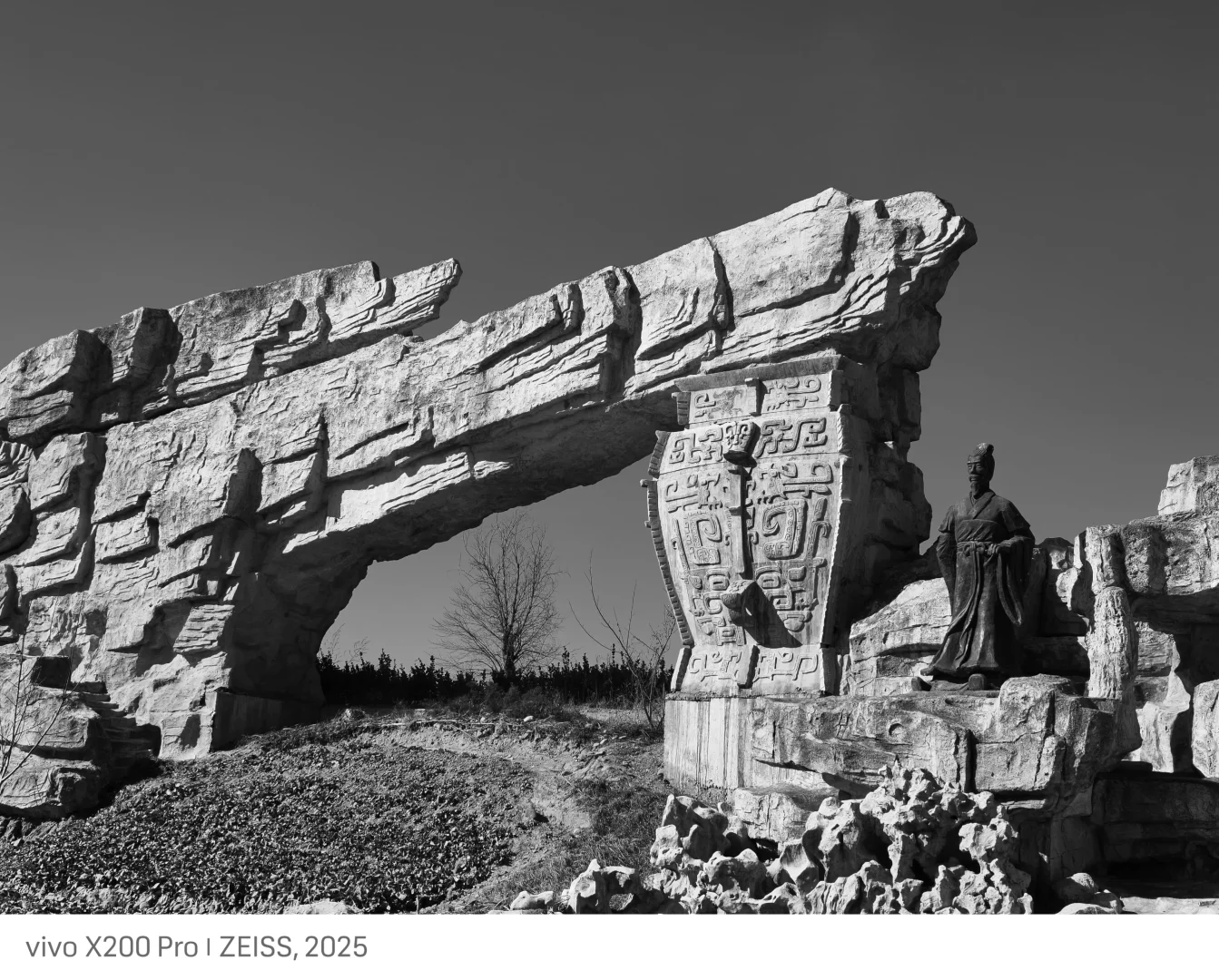 洛阳不愧是大城市，荒废景区都这么高端