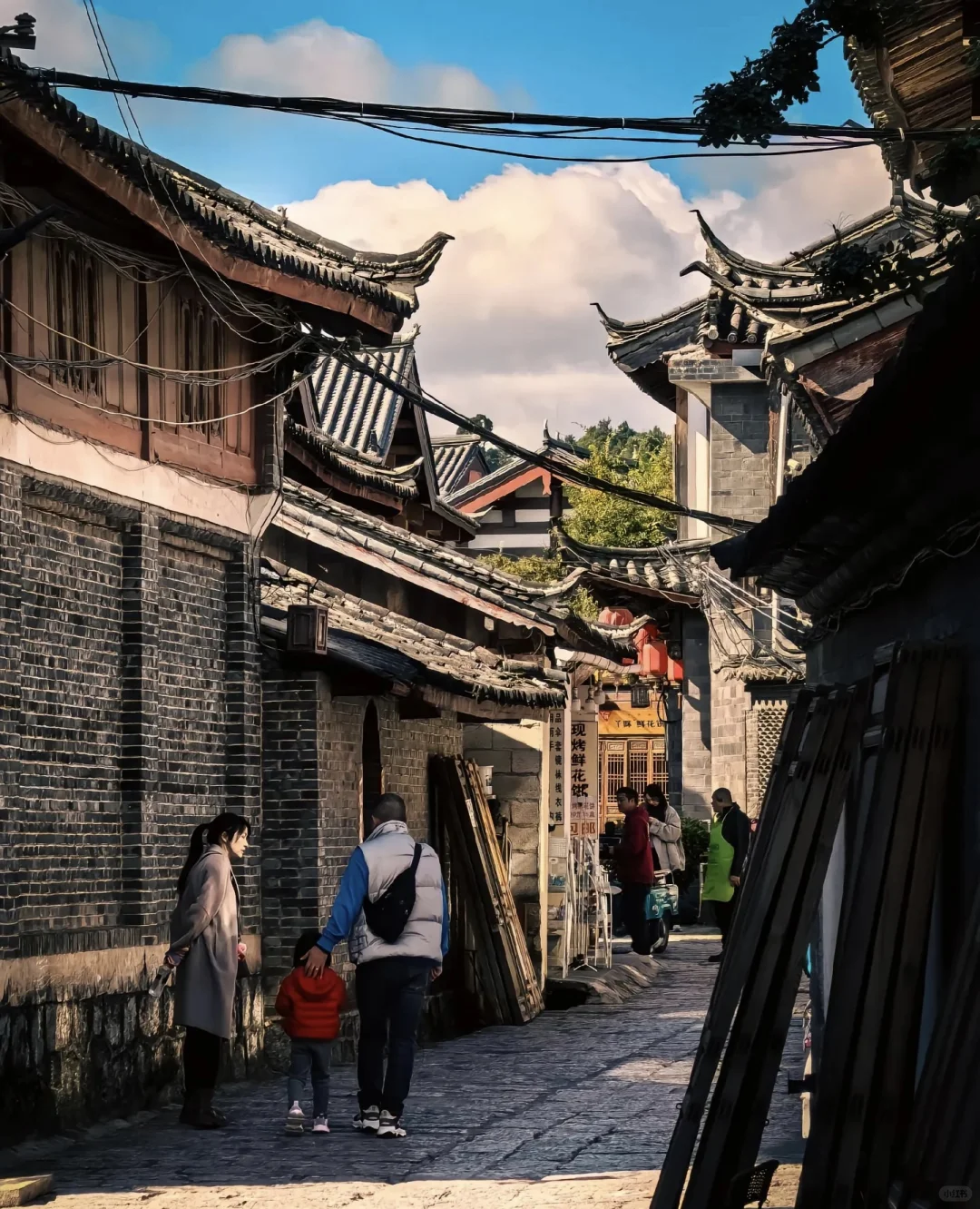 住在风景里，抬头就是山