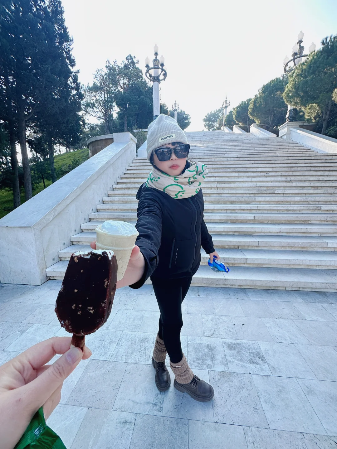 阿塞拜疆巴库第三天—-里海喂海鸥