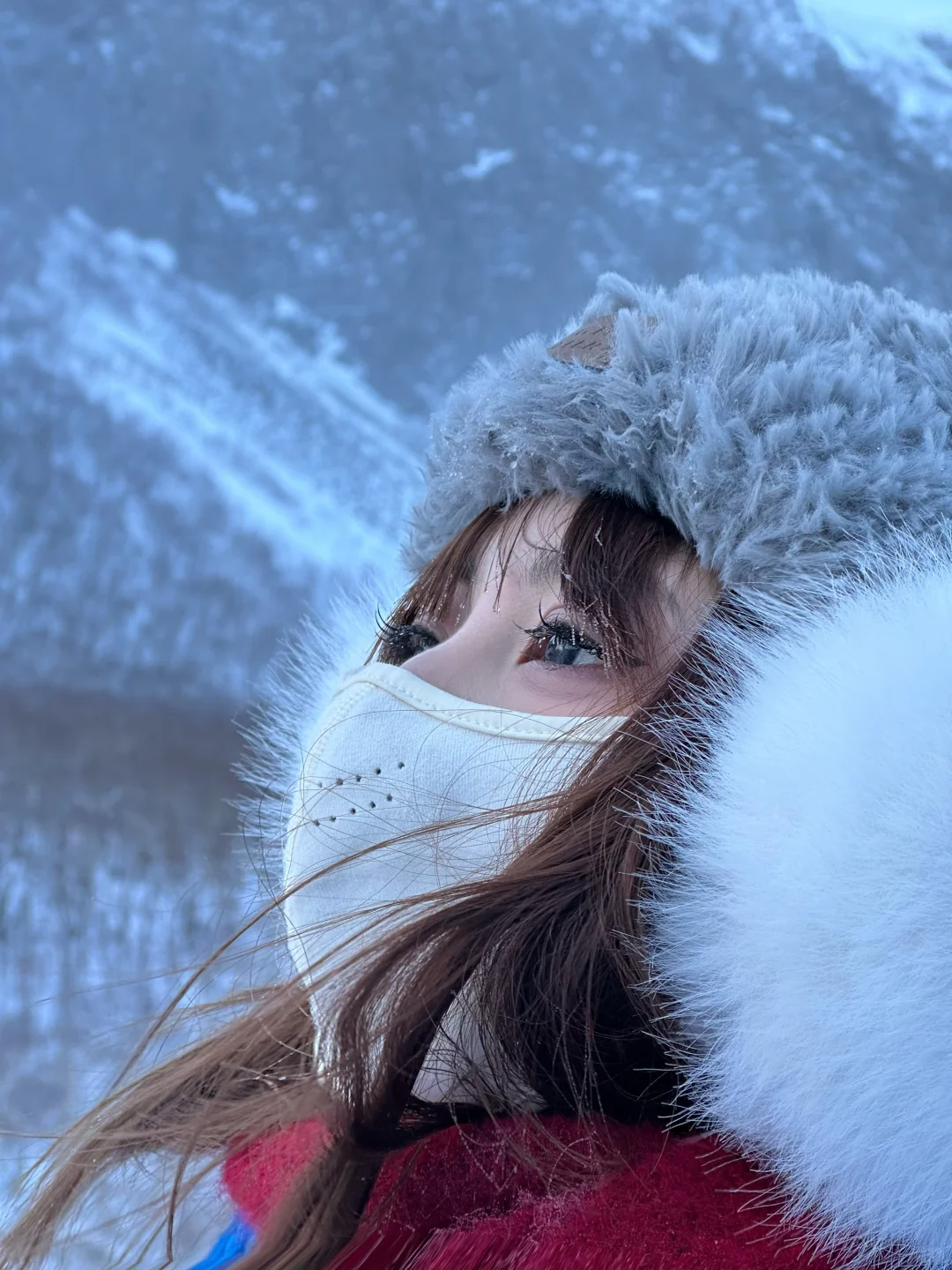 “她的眼睛像柏林的一场雾”