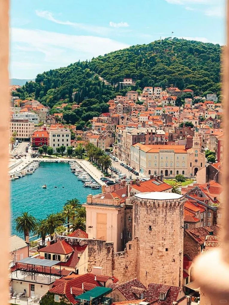 被《孤独星球》评为欧洲No.1的旅游目的地！