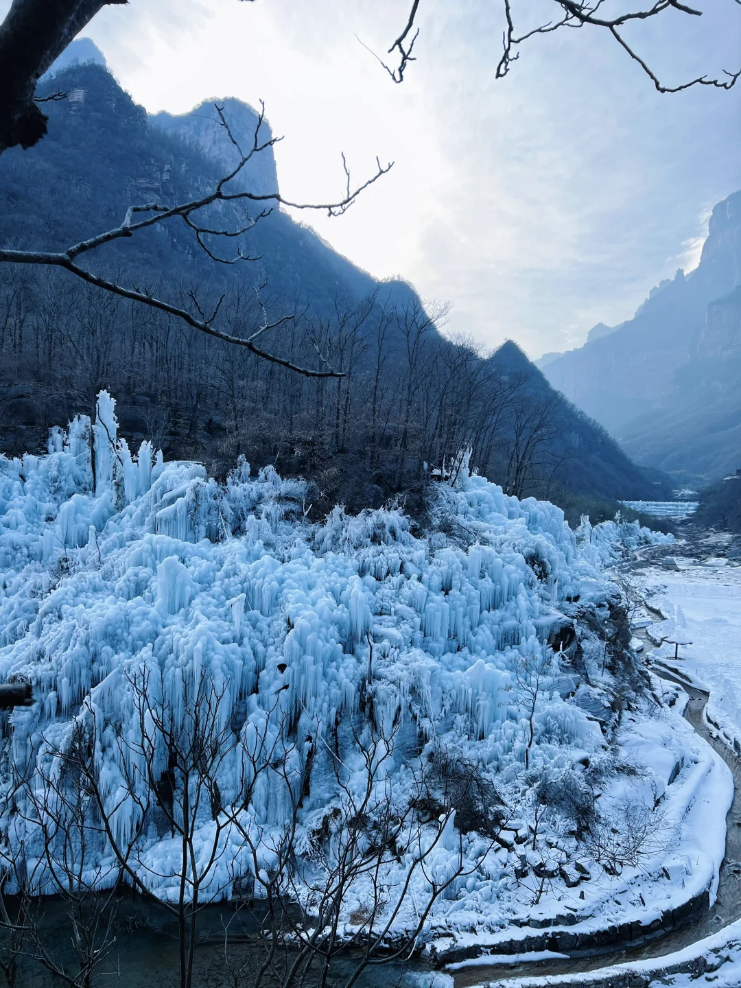 冬天不去看冰瀑布还能去看啥🤩