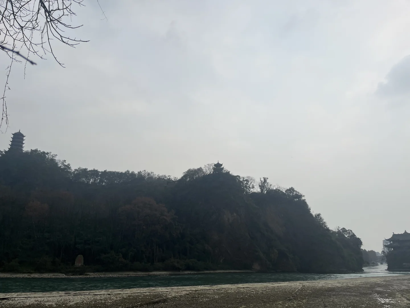 带娃打卡了都江堰