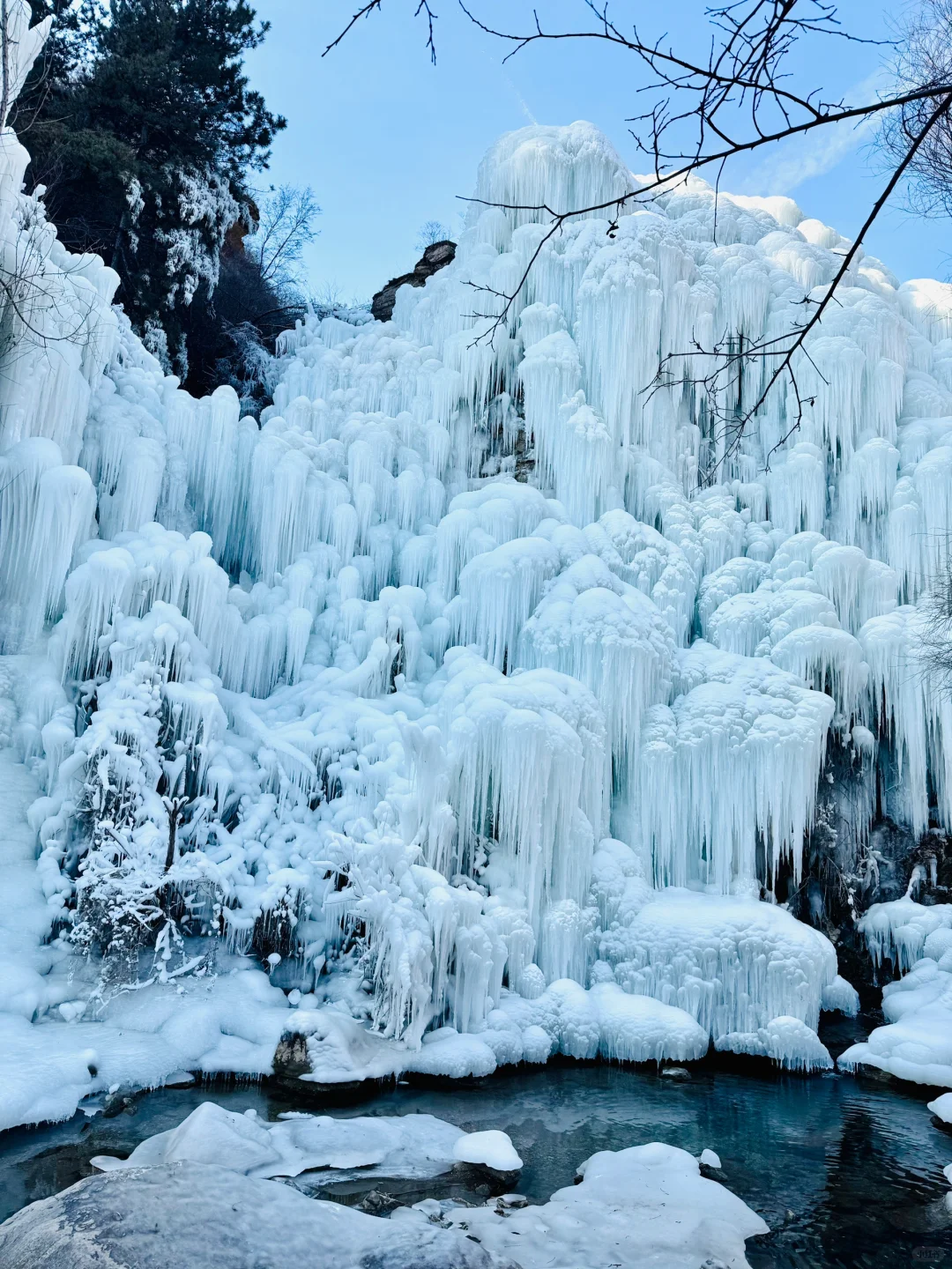 距京2h 丨冬日馈赠丨周末遛娃丨绝美冰瀑