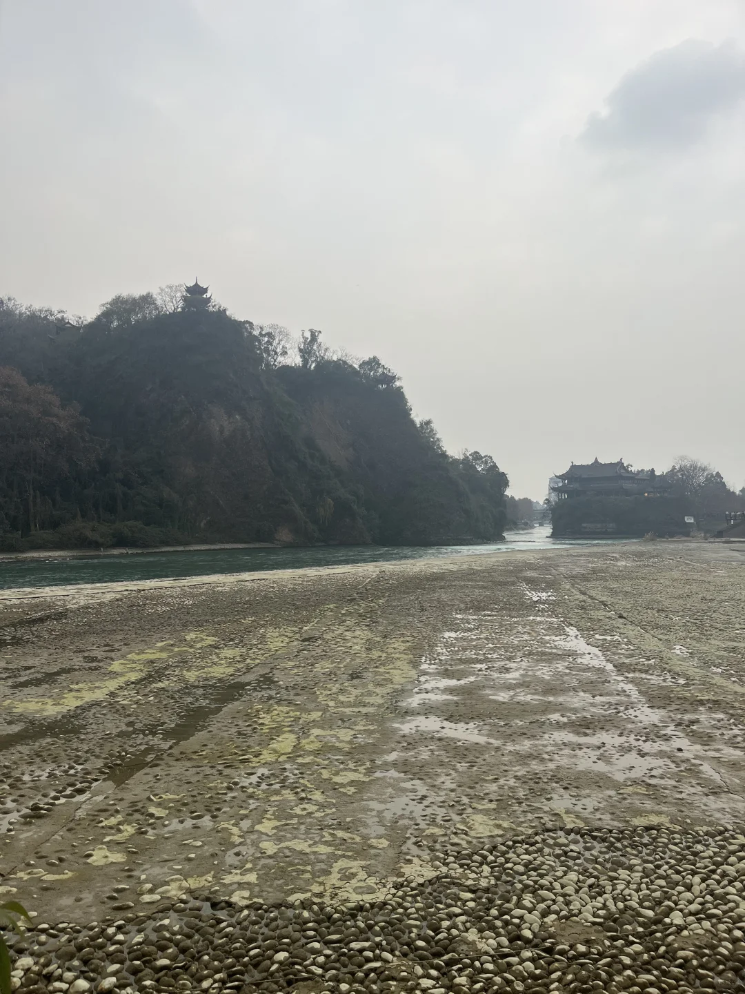 带娃打卡了都江堰