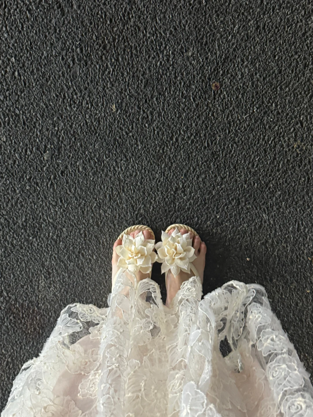 两个抠搜女生穷游三亚...我的建议是😅😅