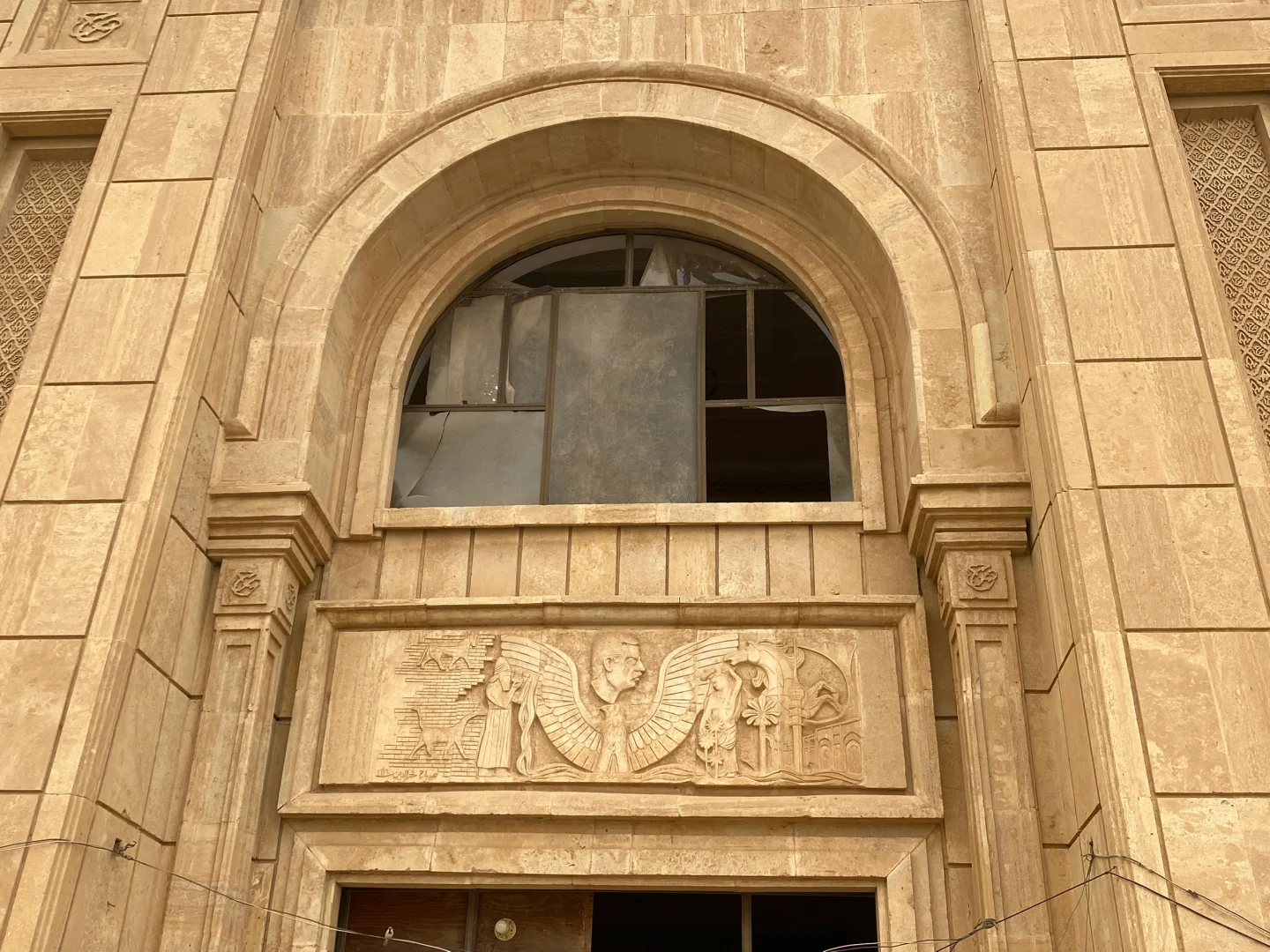 萨达姆在巴比伦的行宫欣赏