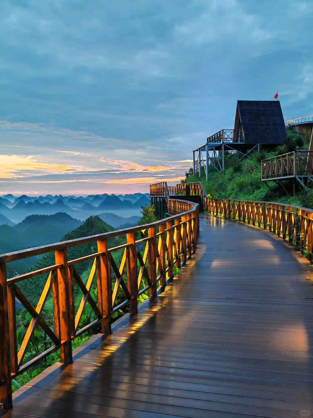 河池｜云观天景区，推门就是日出🌄云海