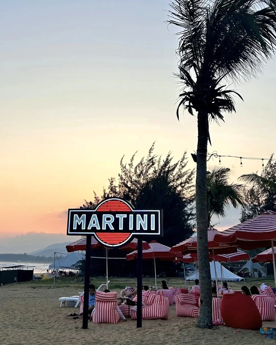 03女大学生的万宁摆烂日记🏖️👙（穷游可以参